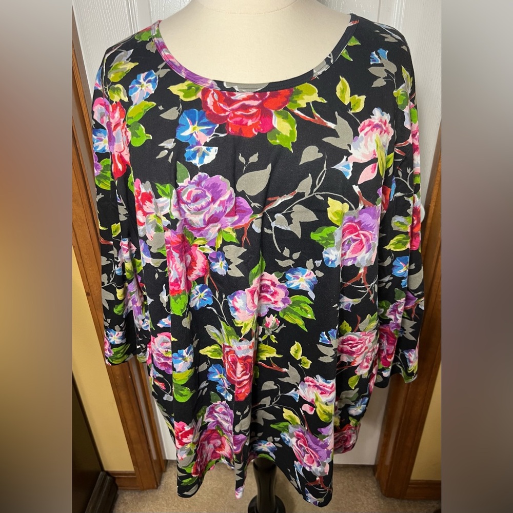 Beautiful Floral Blouse Top Black/Multicolor Lightweight Cotton 3/4 Sleeves 4X